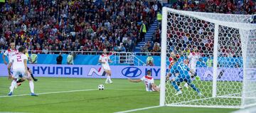 1-1. Isco marc¨® el gol del empate tras un pase de Iniesta.