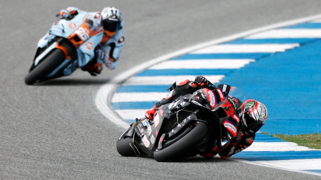 Pole con caída de Bezzecchi delante de Márquez y Raúl