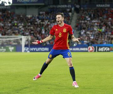 2-1. Saúl Ñíguez celebró el segundo gol.