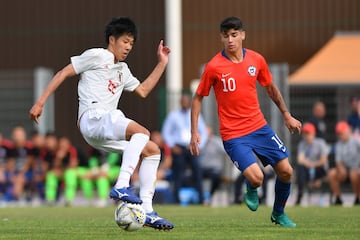 Estos japoneses llegaron a México para jugar en el equipo sub 20 del León. 
Su contratación causó gran revuelo, pero, al final, no pudieron quedarse a jugar en México debido al alto costo de sus cartas. 