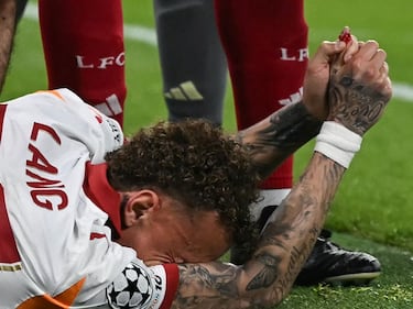 What happened to Noa Lang? Galatasaray forward update after freak hand injury