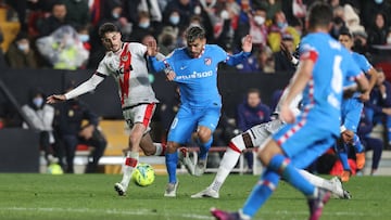 Angel Correa, durante el partido contra el Rayo.