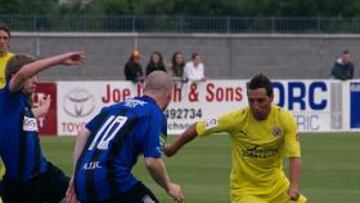 <b>NOTABLE. </b>Santi Cazorla lideró el juego del conjunto amarillo en la primera mitad con una buena actuación.