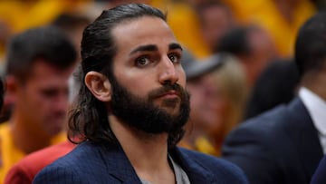 SALT LAKE CITY, UT - MAY 04: Injured player Ricky Rubio #3 of the Utah Jazz watches from the bench in the second half during Game Three of Round Two of the 2018 NBA Playoffs against the Houston Rockets at Vivint Smart Home Arena on May 4, 2018 in Salt Lake City, Utah. The Rockets beat the Jazz 113-92. NOTE TO USER: User expressly acknowledges and agrees that, by downloading and or using this photograph, User is consenting to the terms and conditions of the Getty Images License Agreement.   Gene Sweeney Jr./Getty Images/AFP
 == FOR NEWSPAPERS, INTERNET, TELCOS &amp; TELEVISION USE ONLY ==