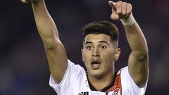 Exequiel Palacios of Argentina&#039;s River Plate protests for a corner kick during the Recopa Sudamericana final soccer match with Brazil&#039;s Athletico Paranaense in Buenos Aires, Argentina, Thursday, May 30, 2019. (AP Photo/Gustavo Garello)