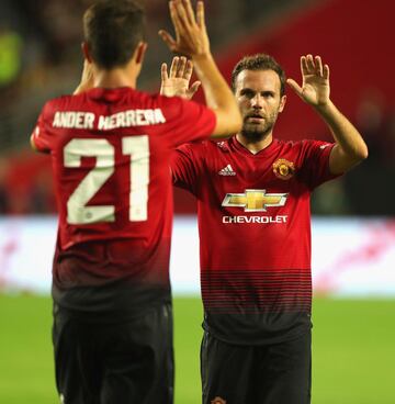 Así celebraron Ander Herrera y Juan Mata el gol del empate en los últimos minutos