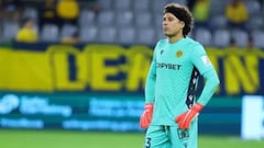 ¡Guillermo Ochoa brilla! AEL Limassol derrota al líder gracias a sus atajadas