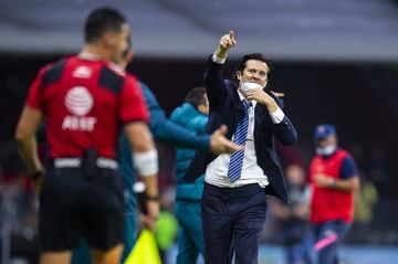 Santiago Solari vive con intensidad su segunda liguilla con el equipo Azulcrema.