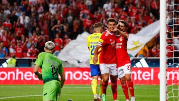 Rafa Silva celebra uno de sus goles en el partido de liga portuguesa del Benfica contra el Arouca.