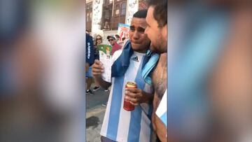 Hermoso gesto de los hinchas argentinos con un brasileño