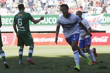 Marcó dos goles claves en el título de Universidad Católica del año pasado, pero regresó al Cacique donde no ha podido asentarse.