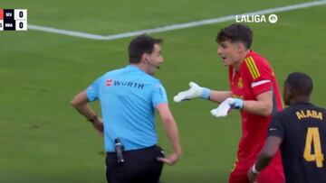 El gesto del árbitro antes de anular el gol de Bellingham que no entiende el madridismo