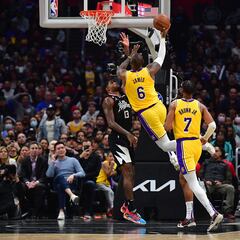 LeBron se va, la derrota se queda