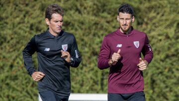 Aduriz en el entrenamiento.