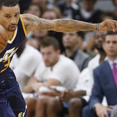 Los Jazz no perdonan a unos Mavericks en mínimos históricos