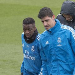 Zidane protege a Vinicius y recupera a Courtois