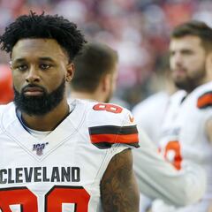 Saints sign Jarvis Landry