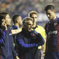 Duarte y Vezo, los únicos centrales para acabar 2019