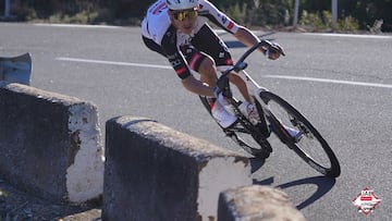 Marc Soler, en un entrenamiento de pretemporada con el UAE.