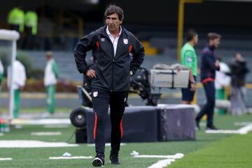 El argentino de 57 años fue el artífice de la octava y novena estrella de Santa Fe en el torneo Clausura 2014 y 2016.