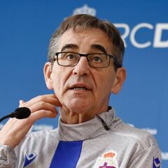 Vázquez y el penalti: “Hay que tener humildad e ir al VAR”