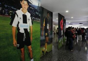 Cristiano Ronaldo inauguró en su tierra natal, Madeira, el museo que da forma a toda su trayectoria profesional.