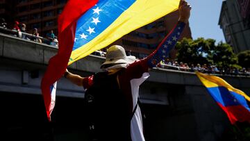 Como parte del ‘One Big Beautiful Bill Act’, los solicitantes del parole humanitario tendrán que pagar una tarifa de $1,000, más el permiso de trabajo.