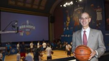 Adam Silver, durante su visita a Espa&ntilde;a en el pasado Mundial.