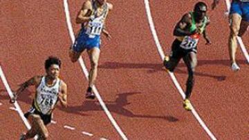 <b>BÓLIDO ASIÁTICO.</B> A la izquierda, Shingo Suetsugu, de Japón.