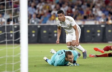 1-2. Casemiro marcó el segundo gol.