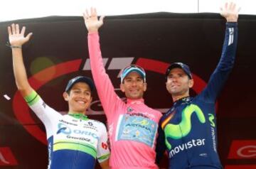 Vincenzo Nibali primero, Esteban Chaves segundo y Alejandro Valverde tercero.