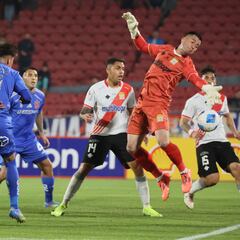 Remezón a un club chileno: por castigo se quedaría sin fichajes para el segundo semestre