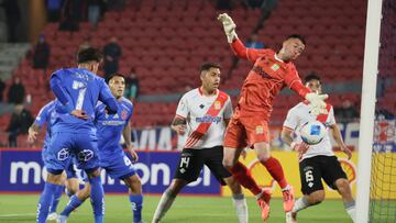 Remezón a un club chileno: por castigo se quedaría sin fichajes para el segundo semestre