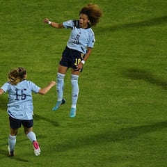 La Rojita presenta credenciales con una genial Vicky López