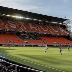 Tan vacío como Mestalla