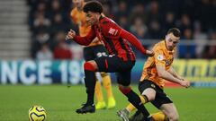 Soccer Football - Premier League - AFC Bournemouth v Wolverhampton Wanderers - Vitality Stadium, Bournemouth, Britain - November 23, 2019  Bournemouth&#039;s Arnaut Danjuma in action with Wolverhampton Wanderers&#039; Diogo Jota   REUTERS/Ian Walton  EDIT