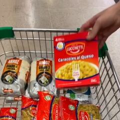 Muestra en Tiktok cómo aprovechar al máximo la Tarjeta Junaeb en un supermercado y se hace viral al instante