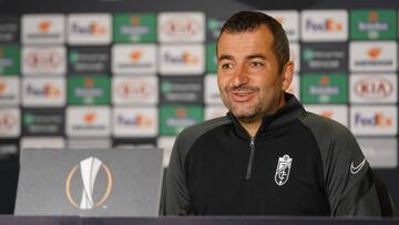 Diego Martínez durante la rueda de prensa.