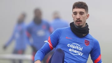 Vrsaljko, en un entrenamiento del Atl&eacute;tico