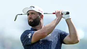 Rahm acompaña el resurgir de Dustin Johnson en Singapur