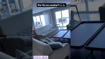 Arturo Vidal exhibe su lujosa vivienda en Río: “Por fin en casita”