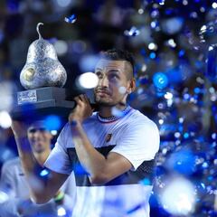 Kyrgios vence a Zverev y gana el torneo de Acapulco