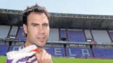 <b>FIJO. </b>Bea se ha hecho con un puesto en la zaga del Valladolid.