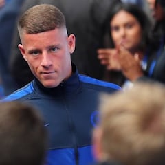 Barkley la lía en un taxi y tiene que ser escoltado por la Policía