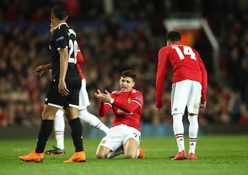 Alexis Sánchez y Jesse Lingard.