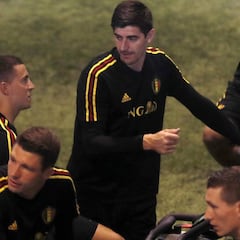 Thibaut Courtois actúa de confidente de Hazard