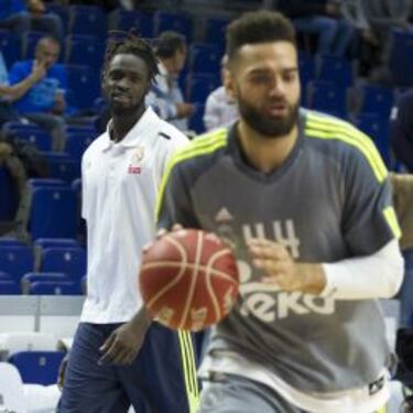Maurice Ndour se entrenó antes del Real Madrid-Murcia
