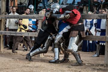 En los alrededores del Castillo de Belmonte, Cuenca, se ha disputado el IV Torneo Nacional de combate medieval, que goza cada año de más aficionados. 
 