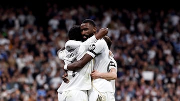 Real Madrid’s locker room has forged strong bonds in recent weeks with dinners, mixed martial arts... and now padel matches.