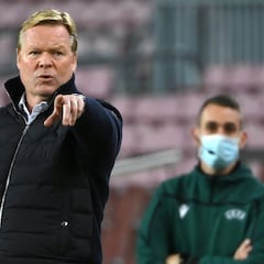 Koeman defiende a Messi: "A cualquiera le pueden sacar una imagen andando"